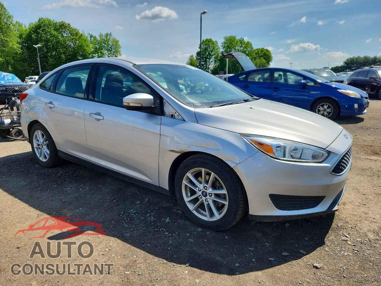 FORD FOCUS 2017 - 1FADP3F22HL200949