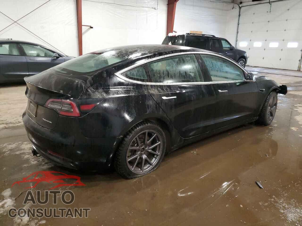 TESLA MODEL 3 2019 - 5YJ3E1EB7KF197008