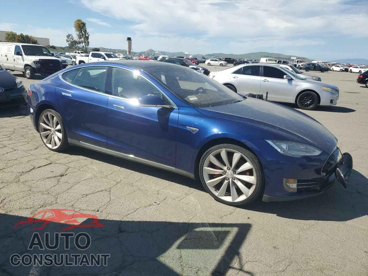 TESLA MODEL S 2015 - 5YJSA1H46FF091823