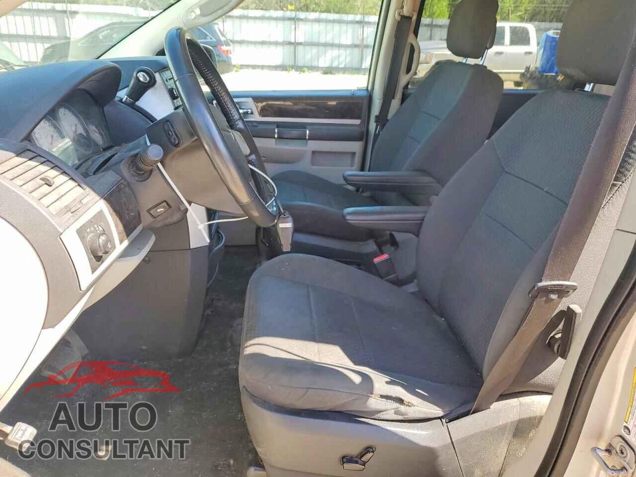 DODGE CARAVAN 2010 - 2D4RN5D18AR367716