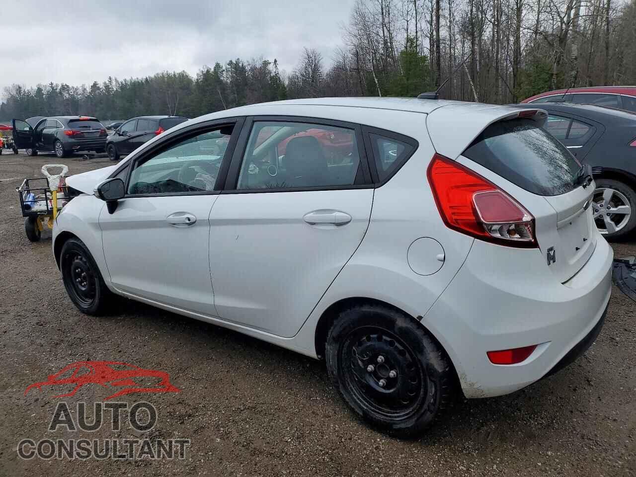 FORD FIESTA 2014 - 3FADP4EJ3EM126577