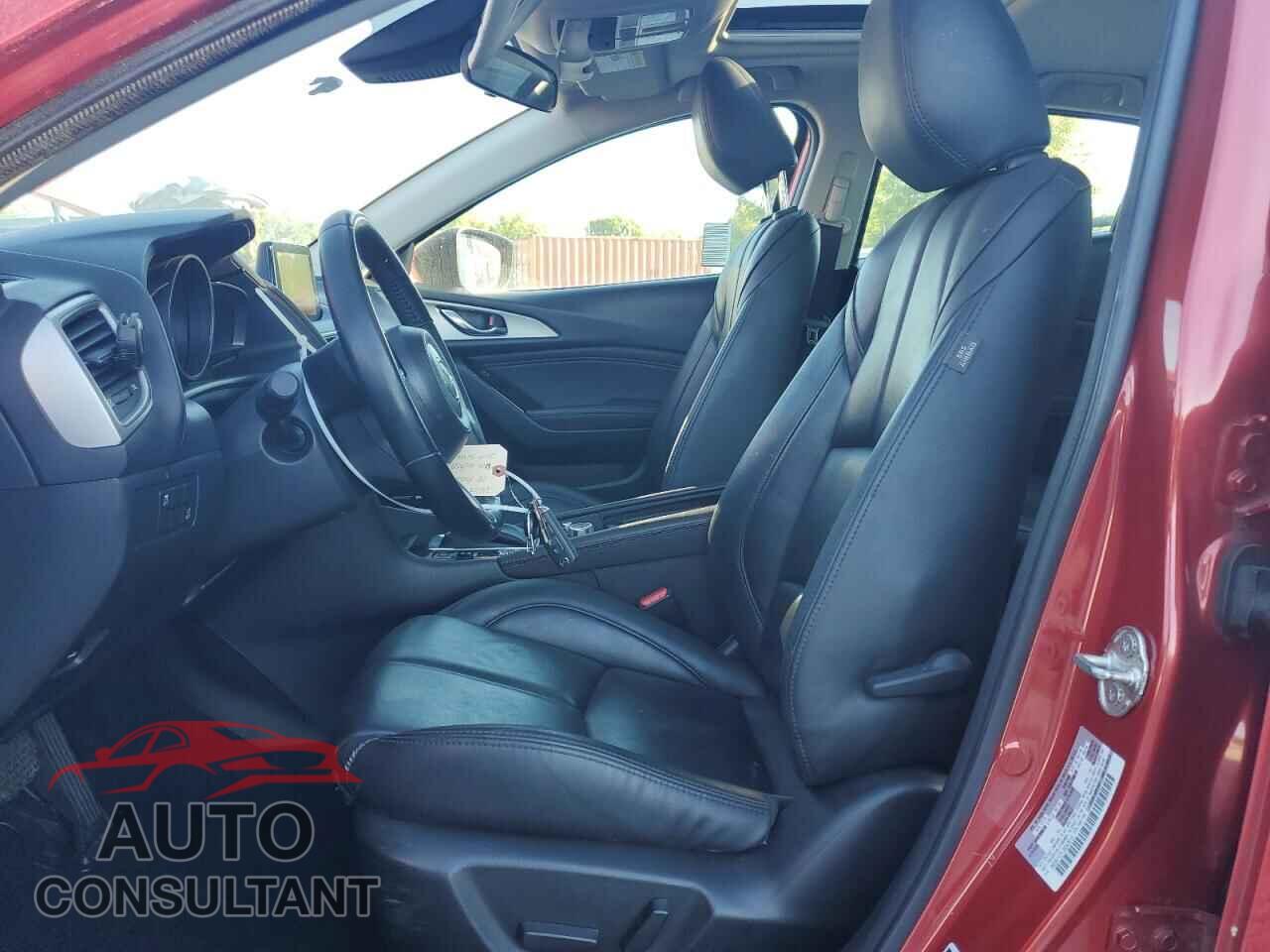 MAZDA 3 2018 - 3MZBN1V31JM242519