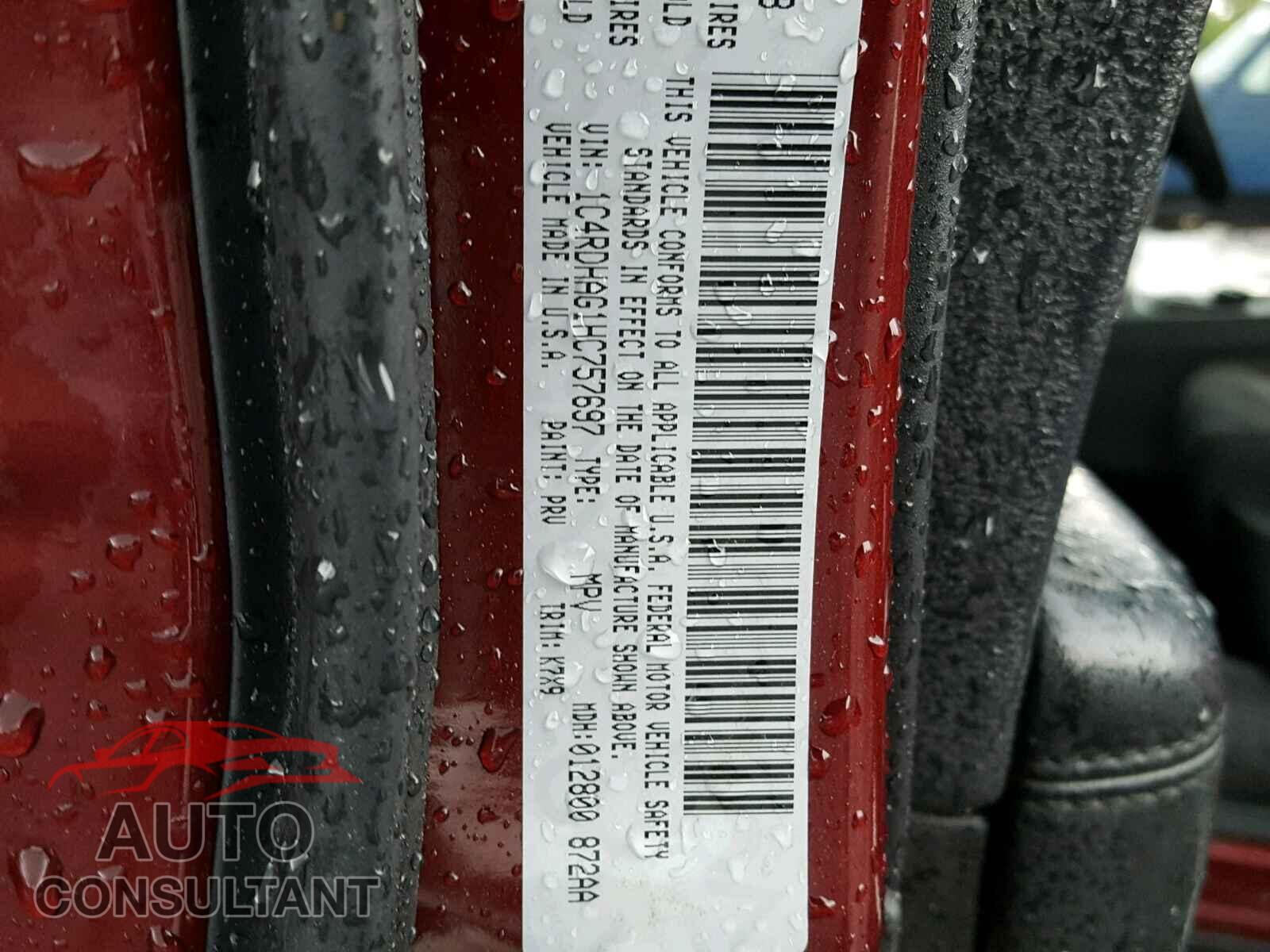 DODGE DURANGO SXT 2017 - 1C4RDHAG1HC757697