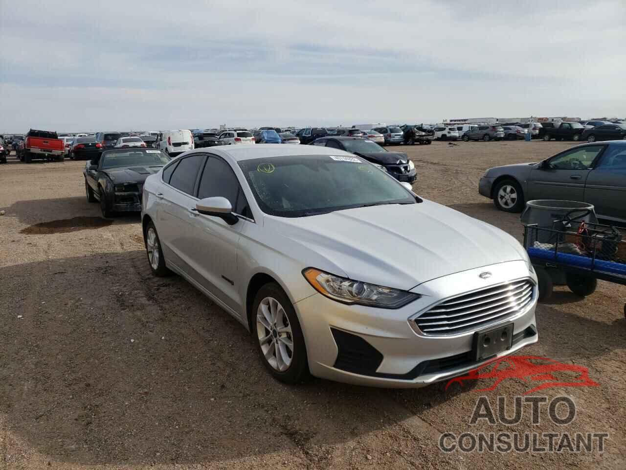 FORD FUSION 2019 - 3FA6P0LU3KR240396