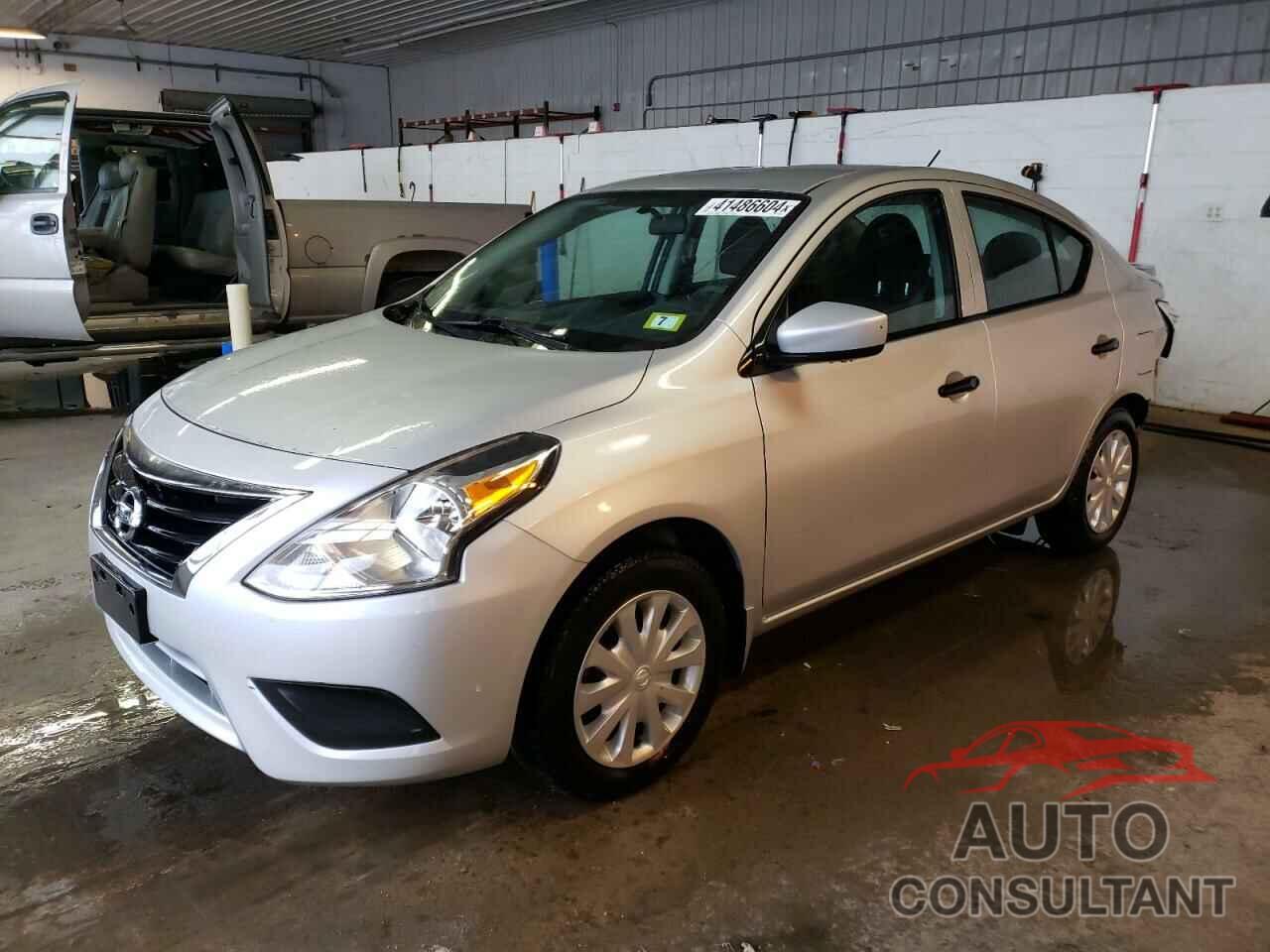 NISSAN VERSA 2019 - 3N1CN7AP5KL828928