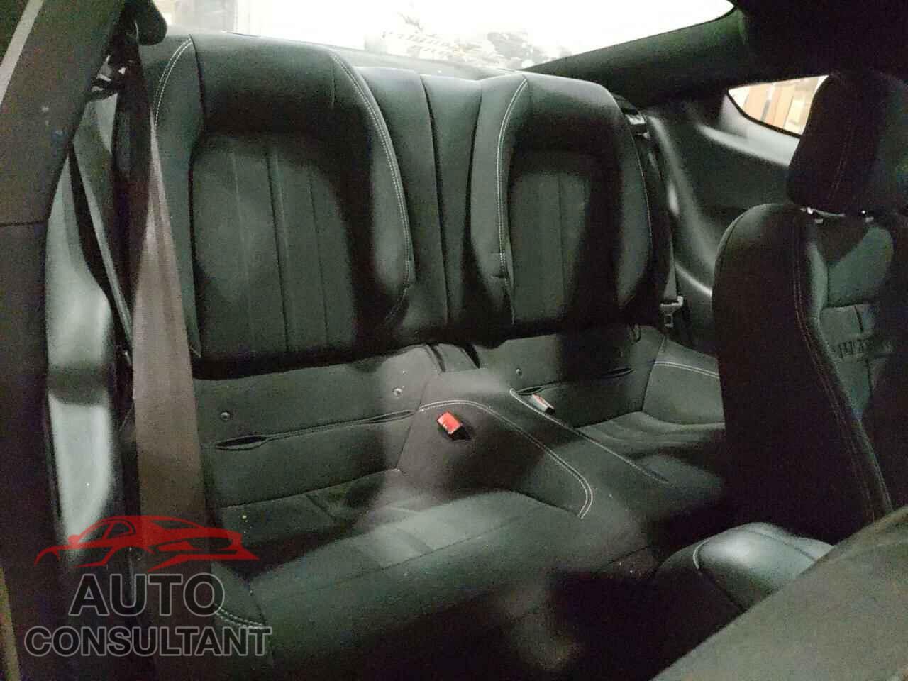 FORD MUSTANG 2019 - 1FA6P8TH9K5134281