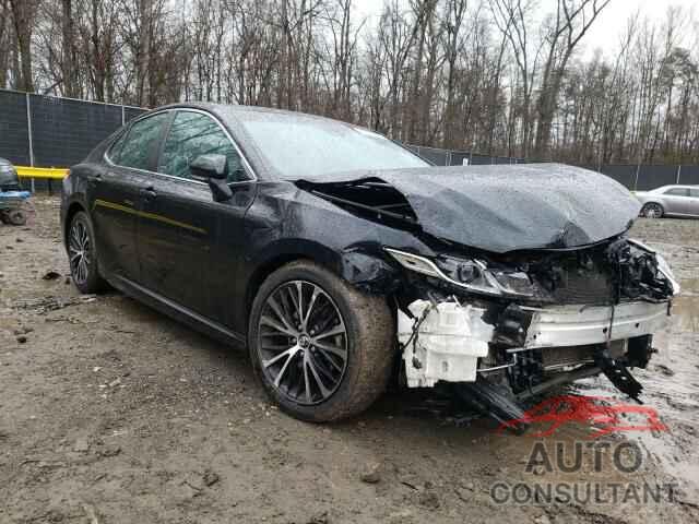 TOYOTA CAMRY 2018 - 4T1B11HK7JU611621
