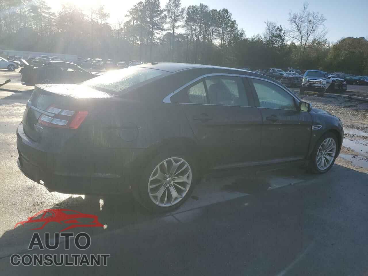 FORD TAURUS 2013 - 1FAHP2F83DG225541