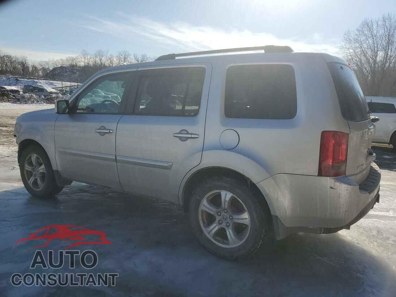 HONDA PILOT 2013 - 5FNYF4H53DB076263
