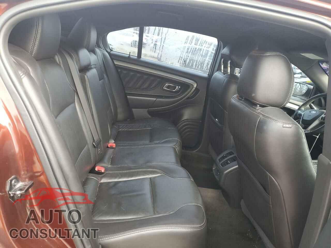 FORD TAURUS 2015 - 1FAHP2E82FG114032