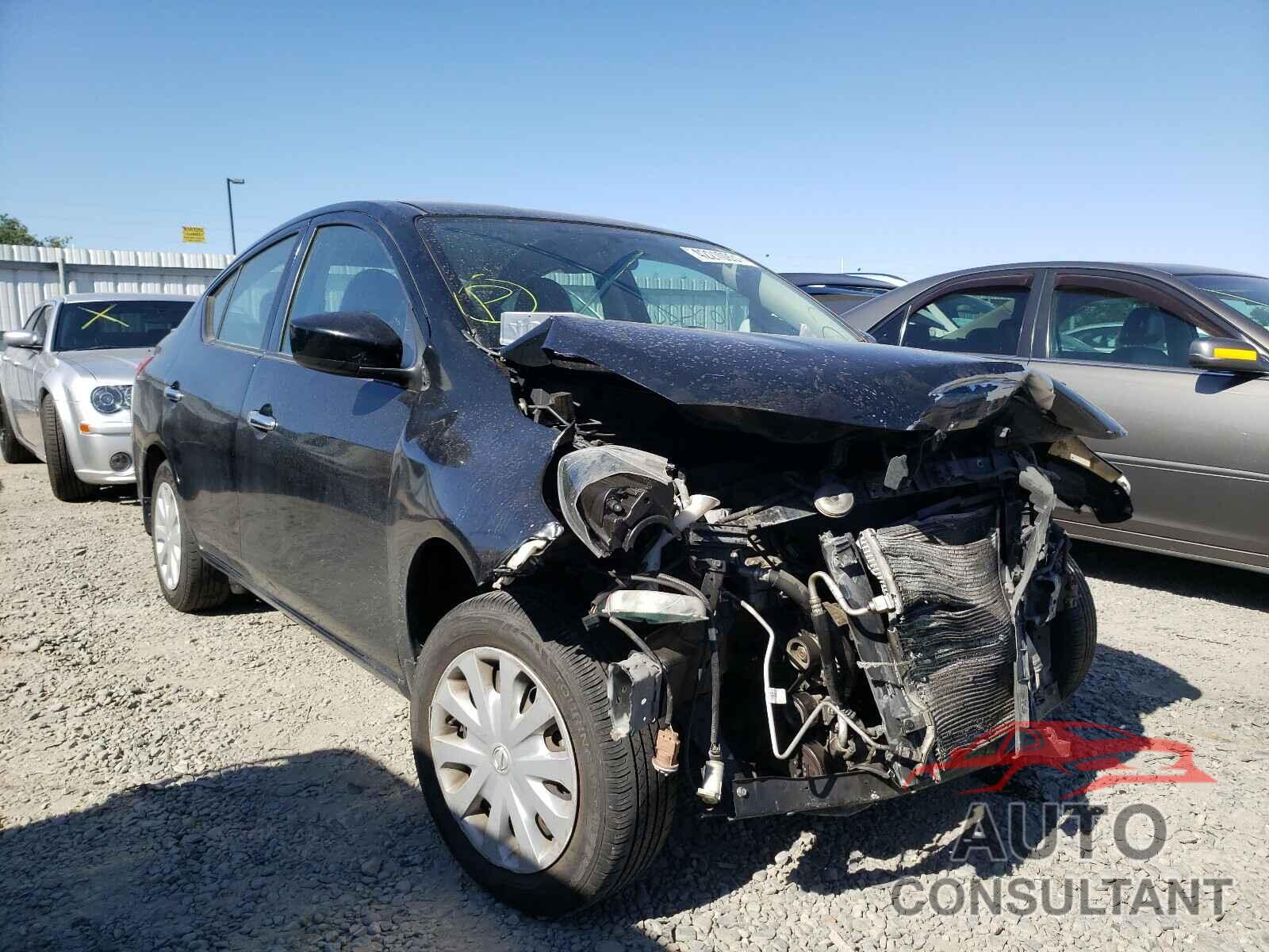 NISSAN VERSA 2017 - 3N1CN7AP7HL819348