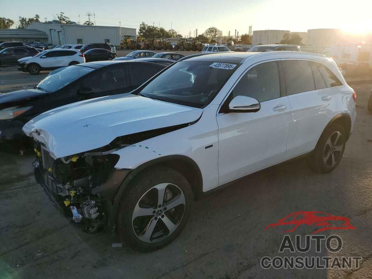 MERCEDES-BENZ GLC-CLASS 2019 - WDC0G5EB4KF549410