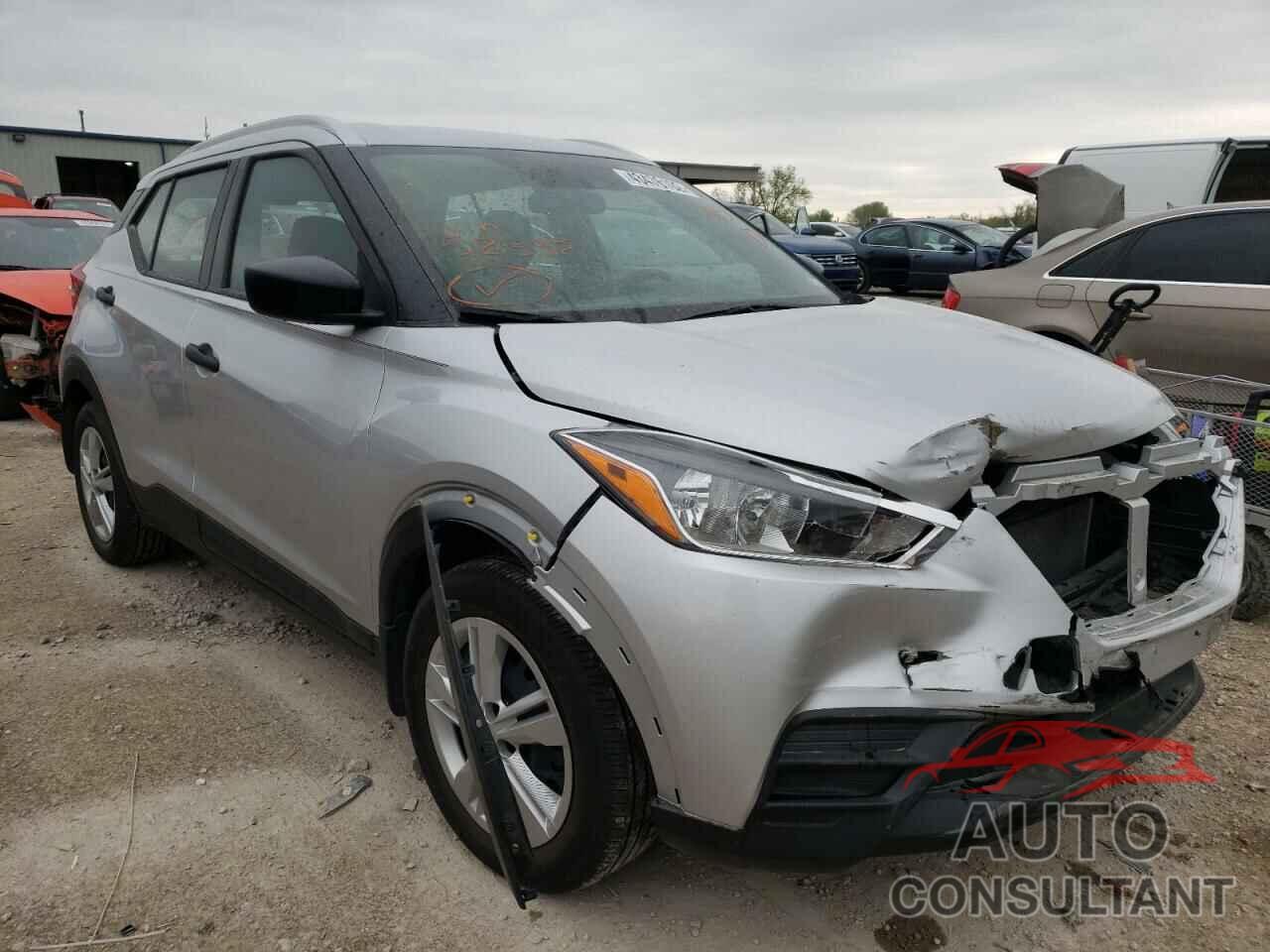 NISSAN KICKS 2019 - 3N1CP5CU4KL523521