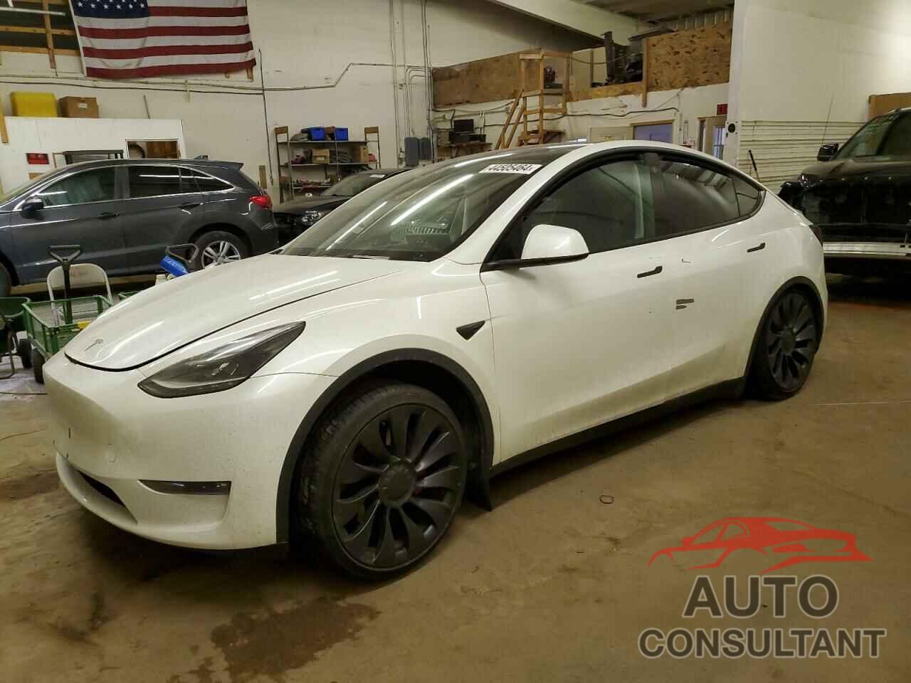 TESLA MODEL Y 2022 - 7SAYGDEF8NF372779