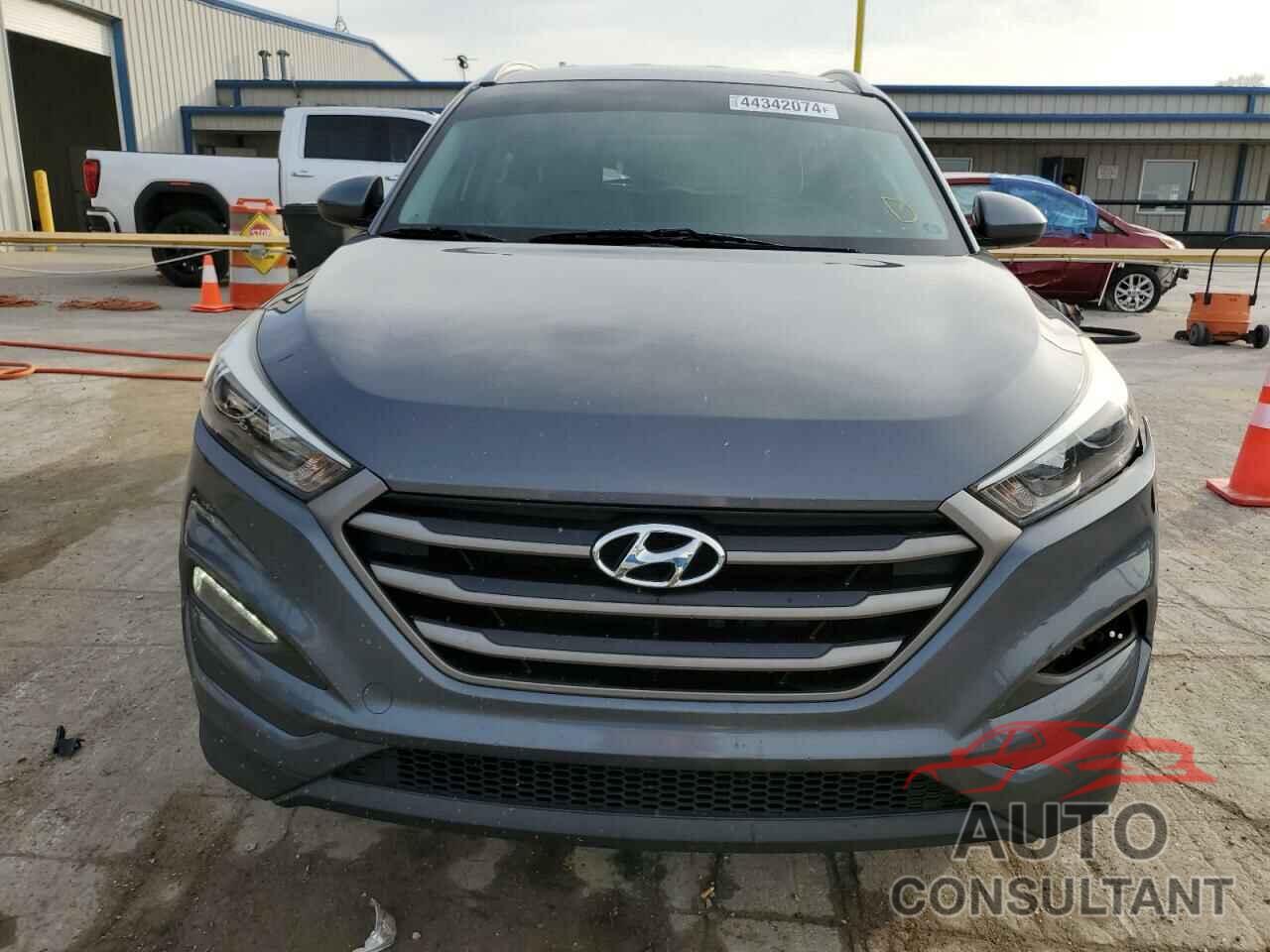 HYUNDAI TUCSON 2016 - KM8J33A40GU063757