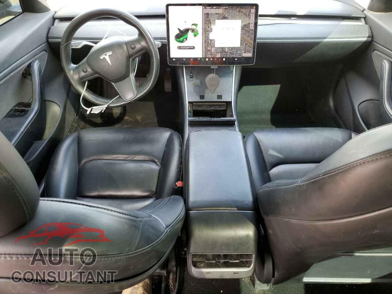 TESLA MODEL 3 2018 - 5YJ3E1EA4JF152176
