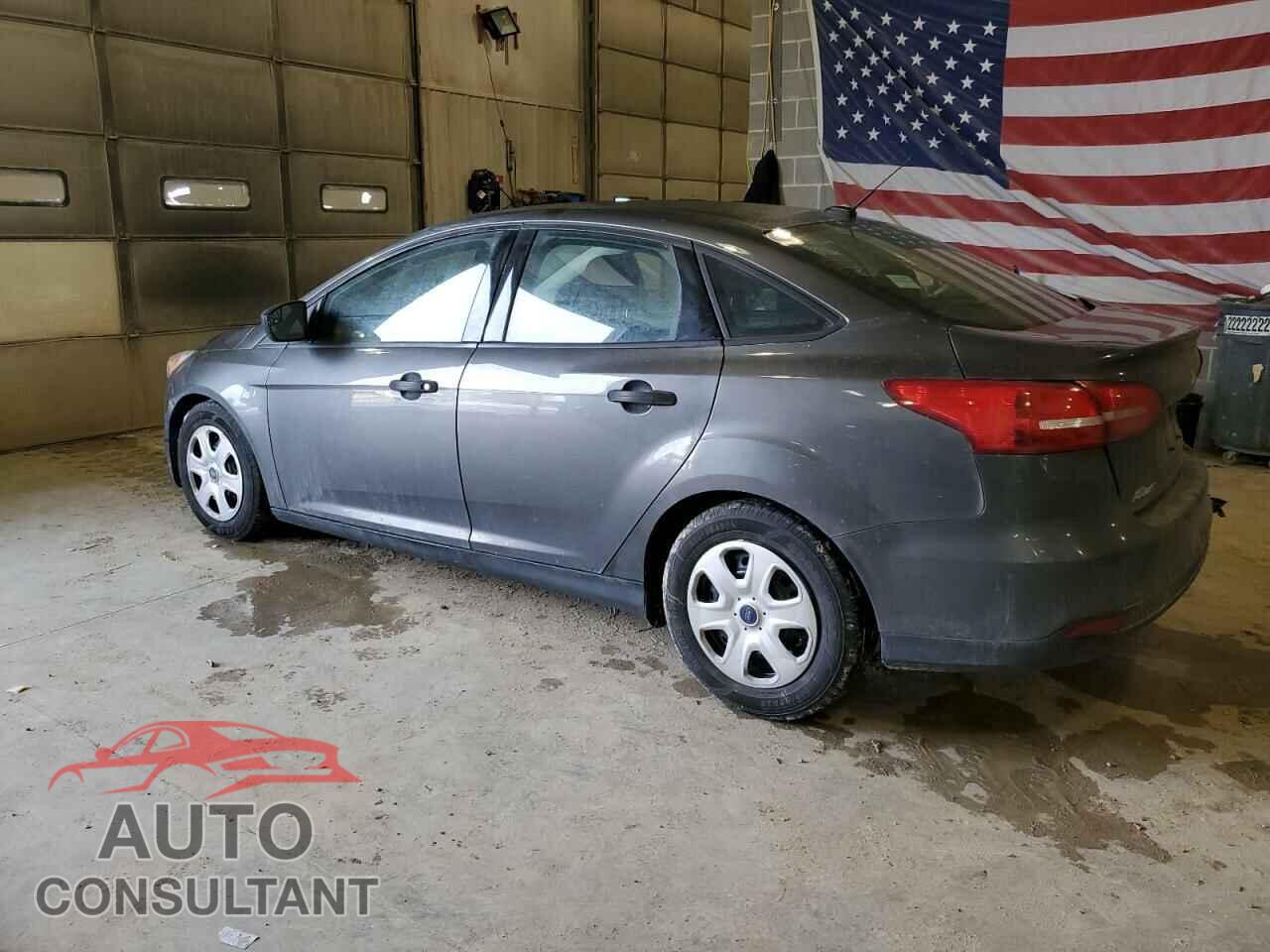 FORD FOCUS 2015 - 1FADP3E20FL220177