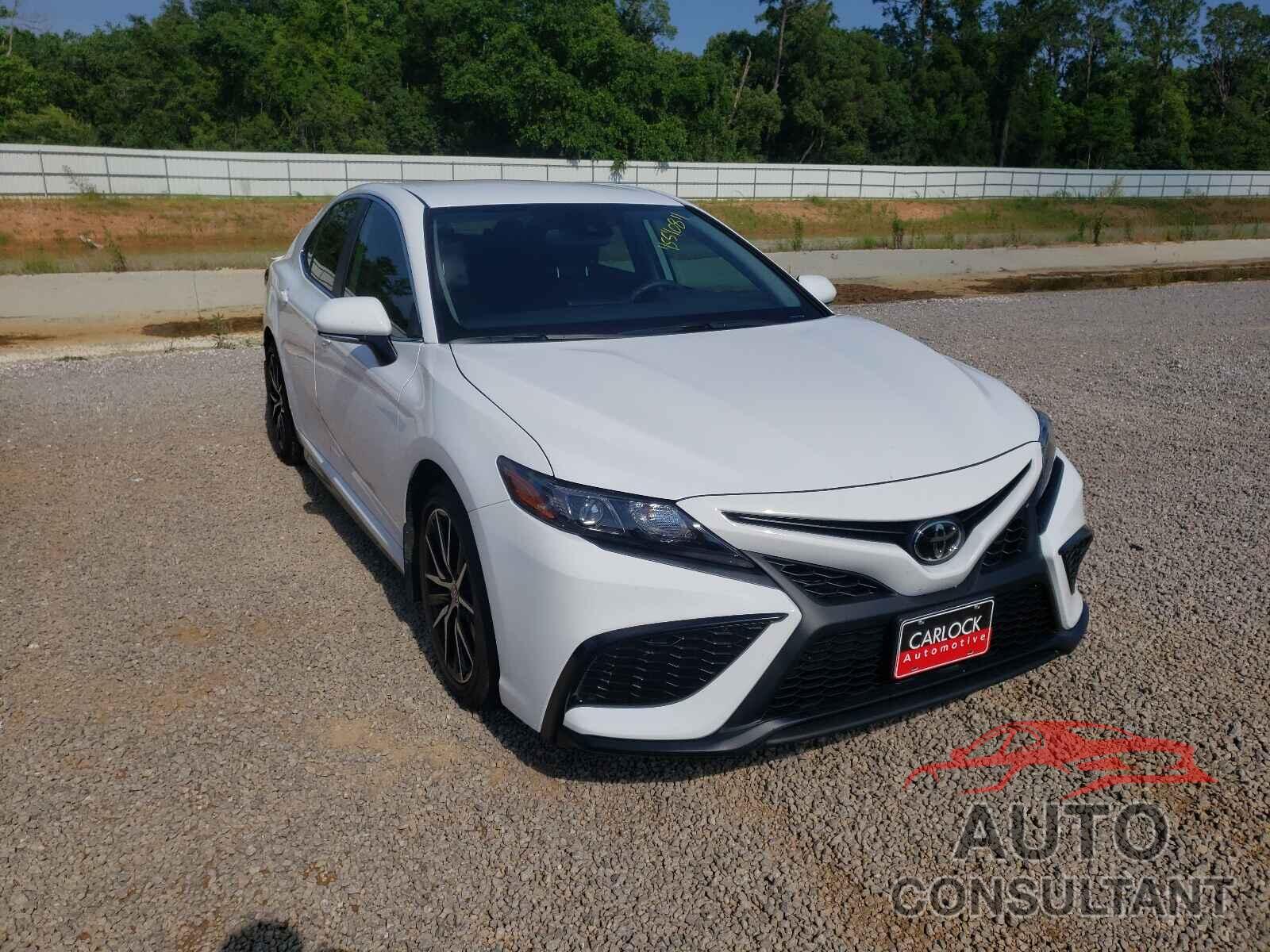 TOYOTA CAMRY 2021 - 4T1T11AK3MU567345