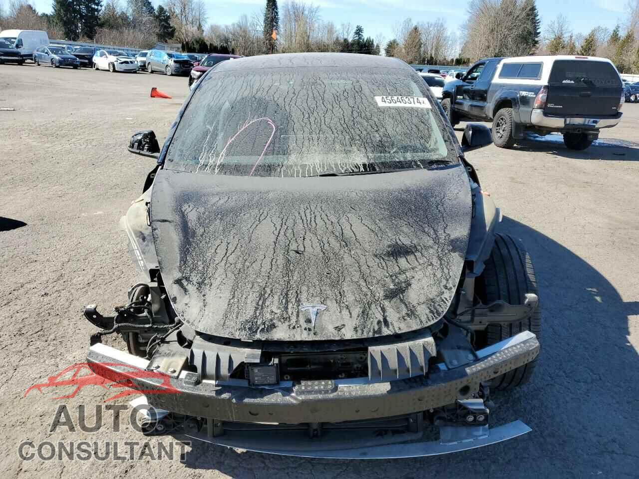 TESLA MODEL 3 2021 - 5YJ3E1EB8MF875753