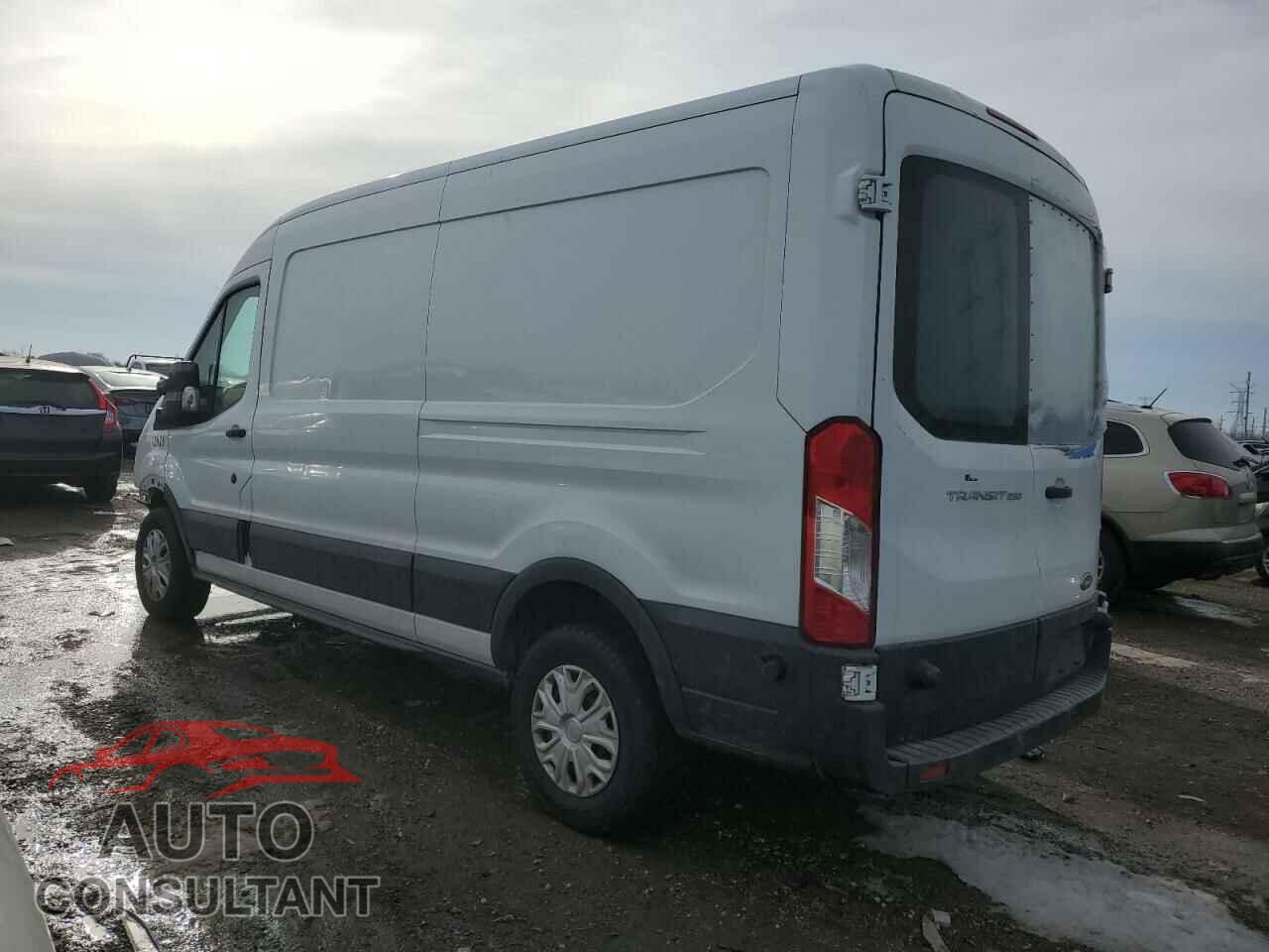 FORD TRANSIT 2015 - 1FTNR2CM8FKA13808