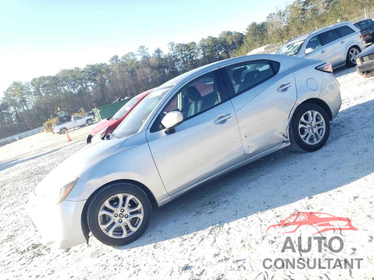 TOYOTA YARIS 2017 - 3MYDLBYV8HY166791