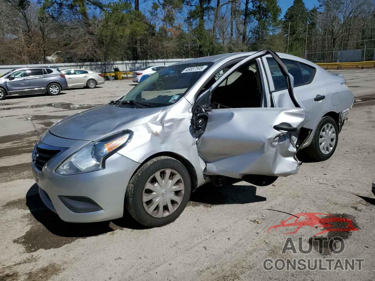 NISSAN VERSA 2018 - 3N1CN7AP1JL836300