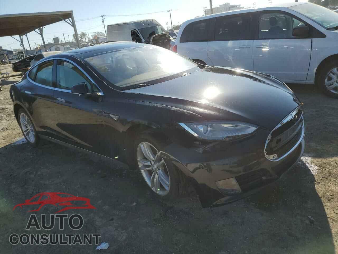 TESLA MODEL S 2013 - 5YJSA1BC8DFP10158