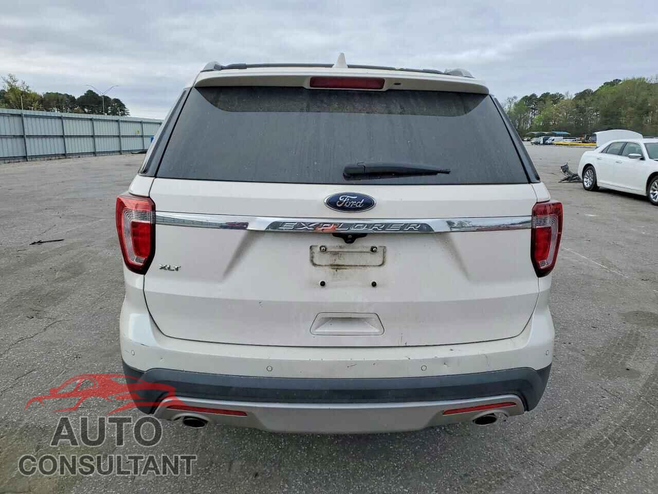 FORD EXPLORER 2017 - 1FM5K7D8XHGC30944