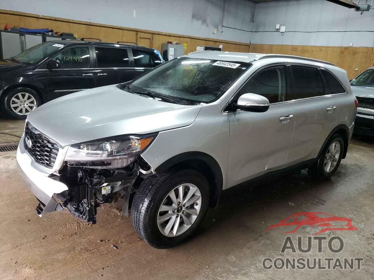 KIA SORENTO 2019 - 5XYPG4A30KG436936
