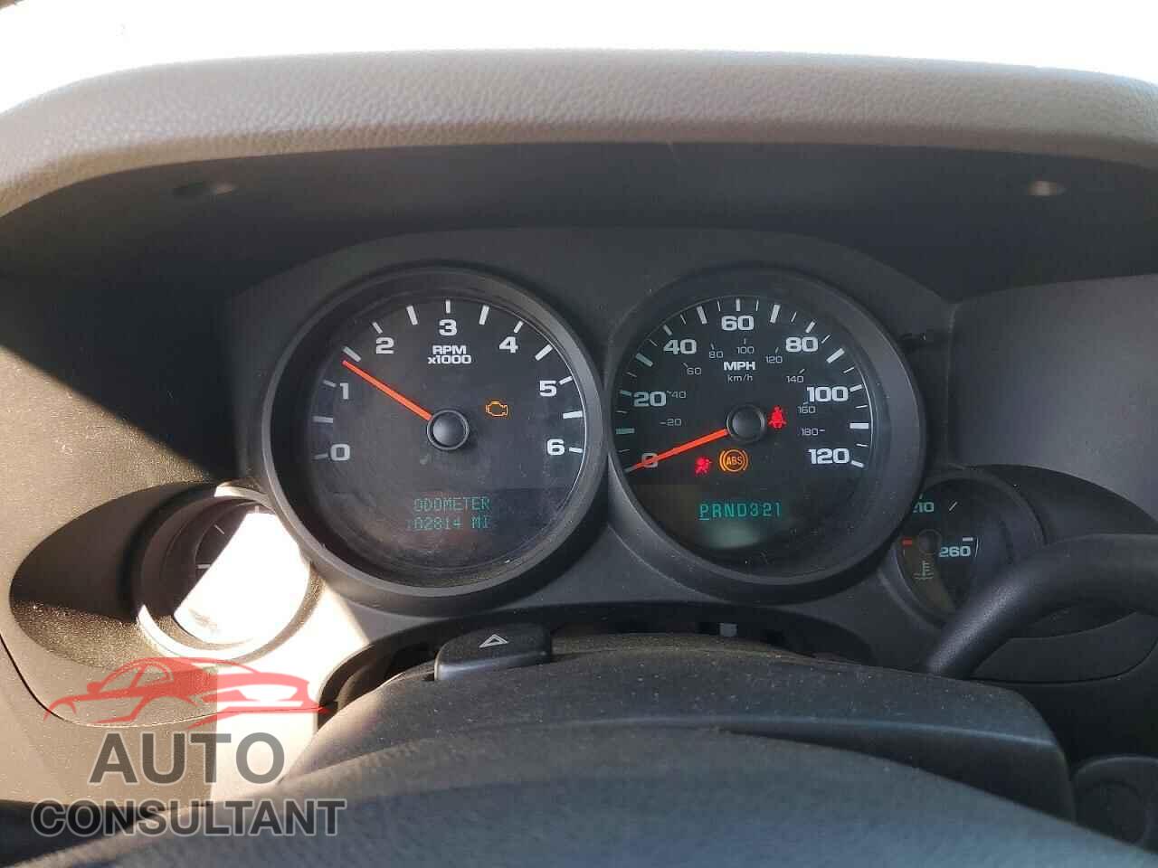 CHEVROLET SILVERADO 2011 - 1GCNKPEA8BZ283708