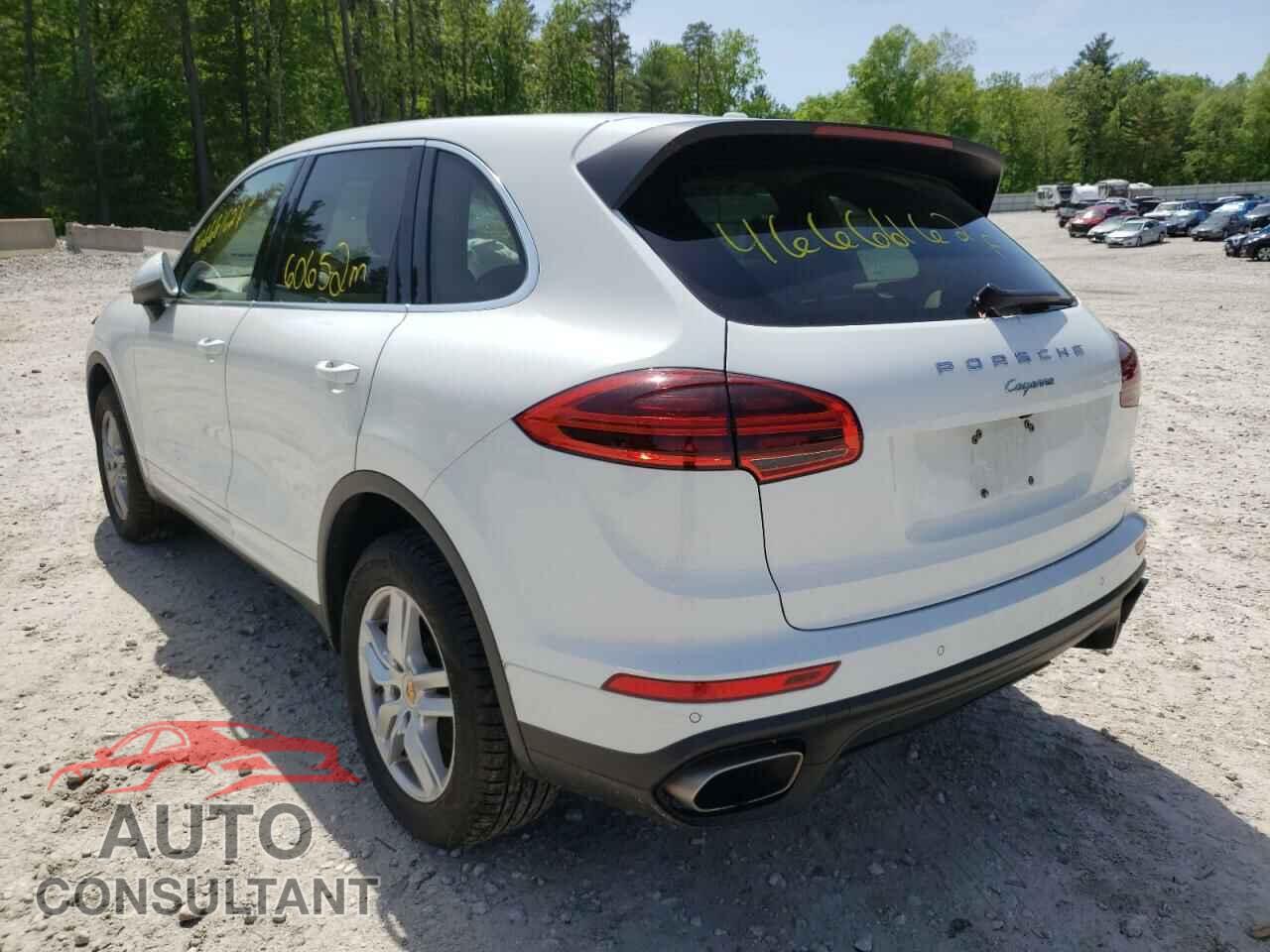 PORSCHE CAYENNE 2016 - WP1AA2A20GKA37804