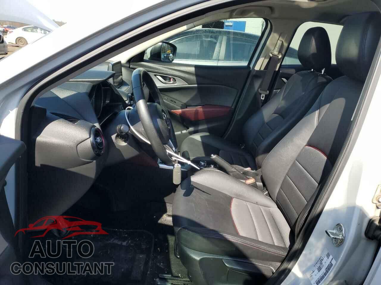 MAZDA CX-3 2017 - JM1DKFC76H0176120
