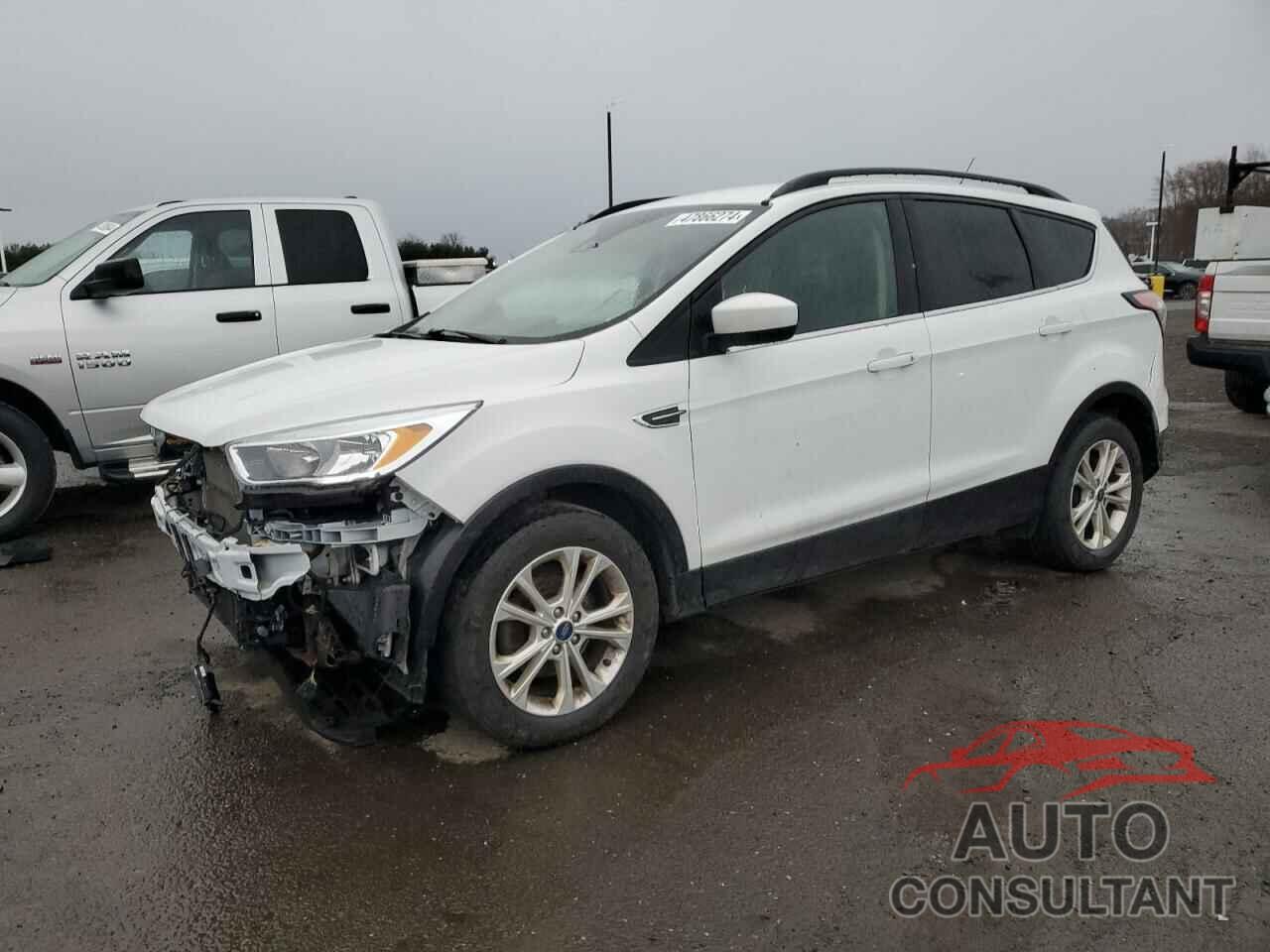 FORD ESCAPE 2018 - 1FMCU0GD0JUC62939