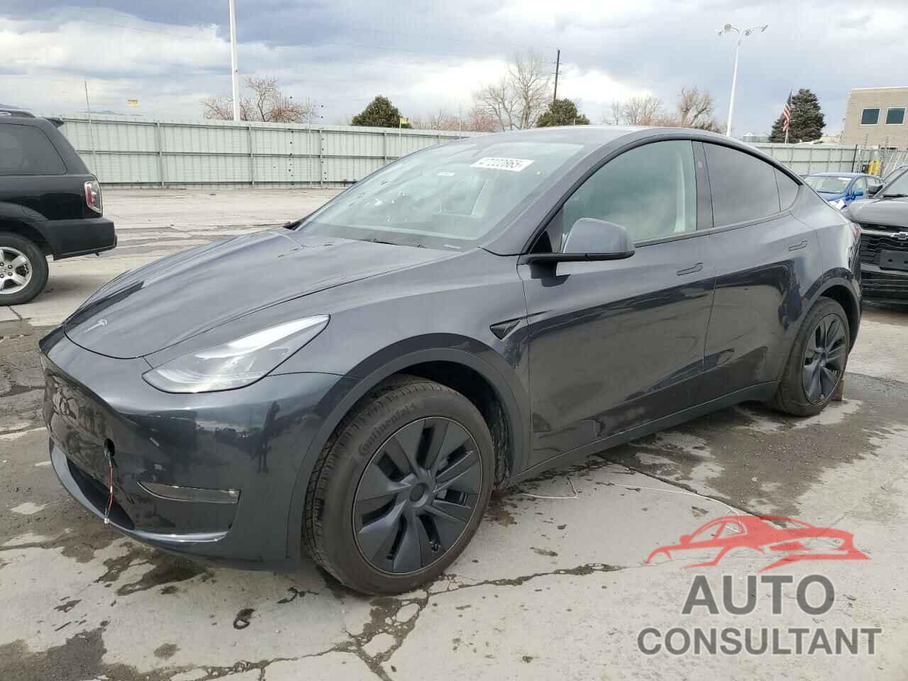 TESLA MODEL Y 2025 - 7SAYGDEE5SF236418