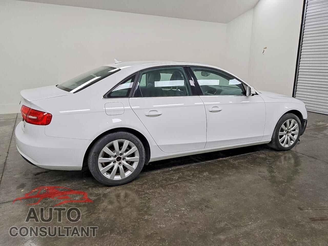 AUDI A4 2013 - WAUBFAFL8DN042016