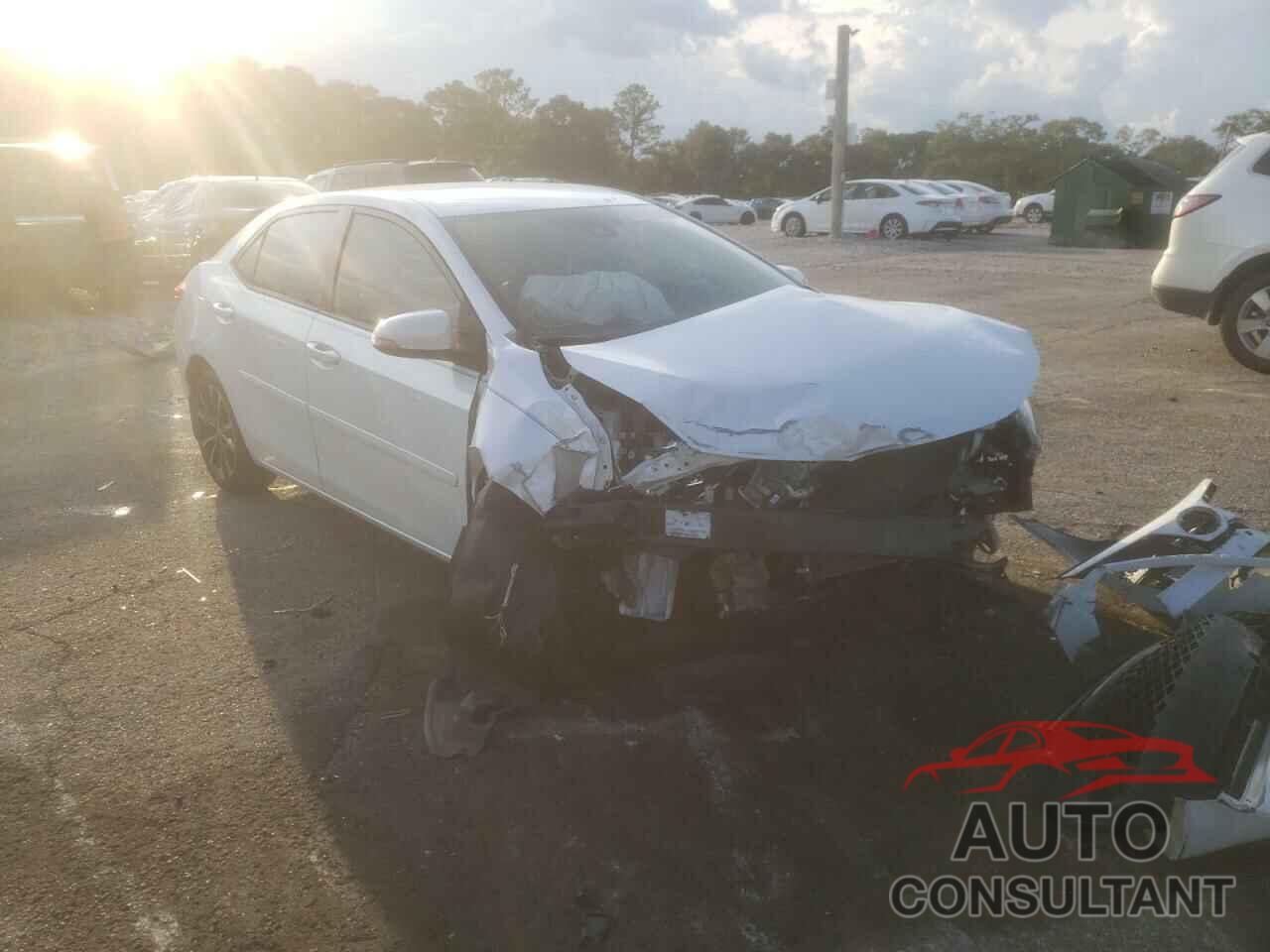 TOYOTA COROLLA 2017 - 5YFBURHEXHP622656