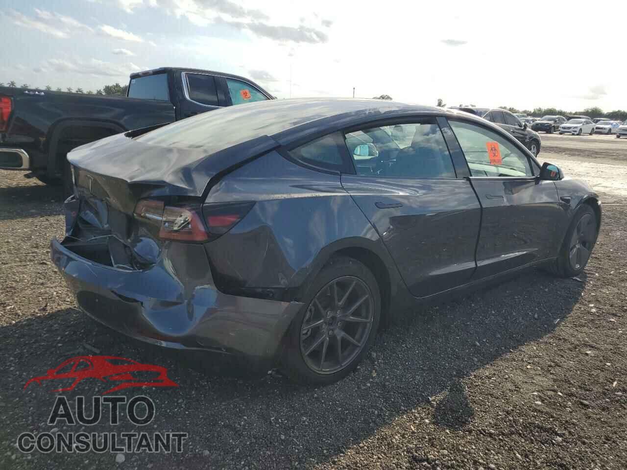 TESLA MODEL 3 2023 - 5YJ3E1EA7PF449127