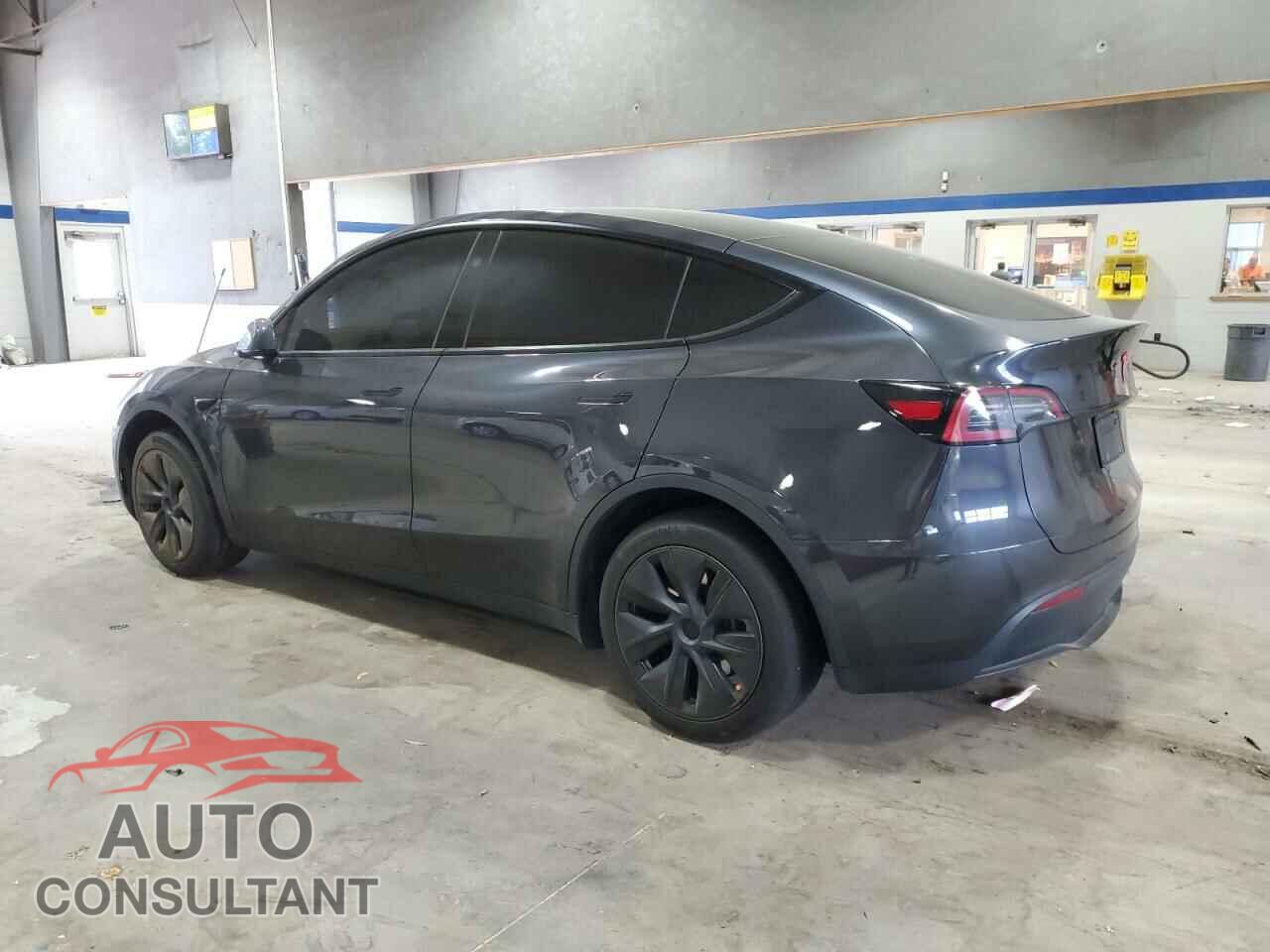 TESLA MODEL Y 2024 - 7SAYGDED1RF207273
