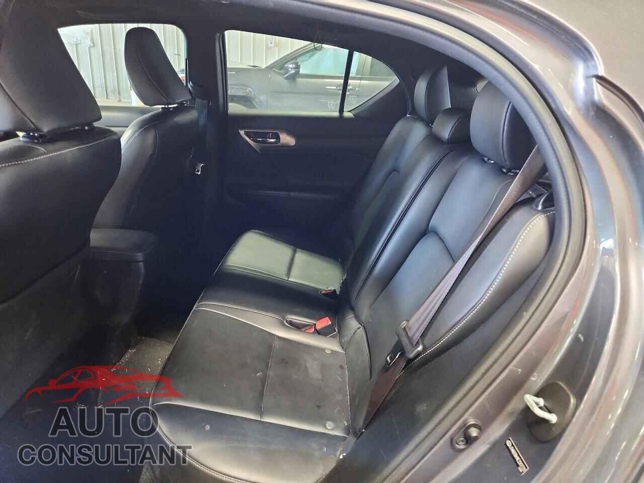 LEXUS CT 200 2014 - JTHKD5BHXE2207731