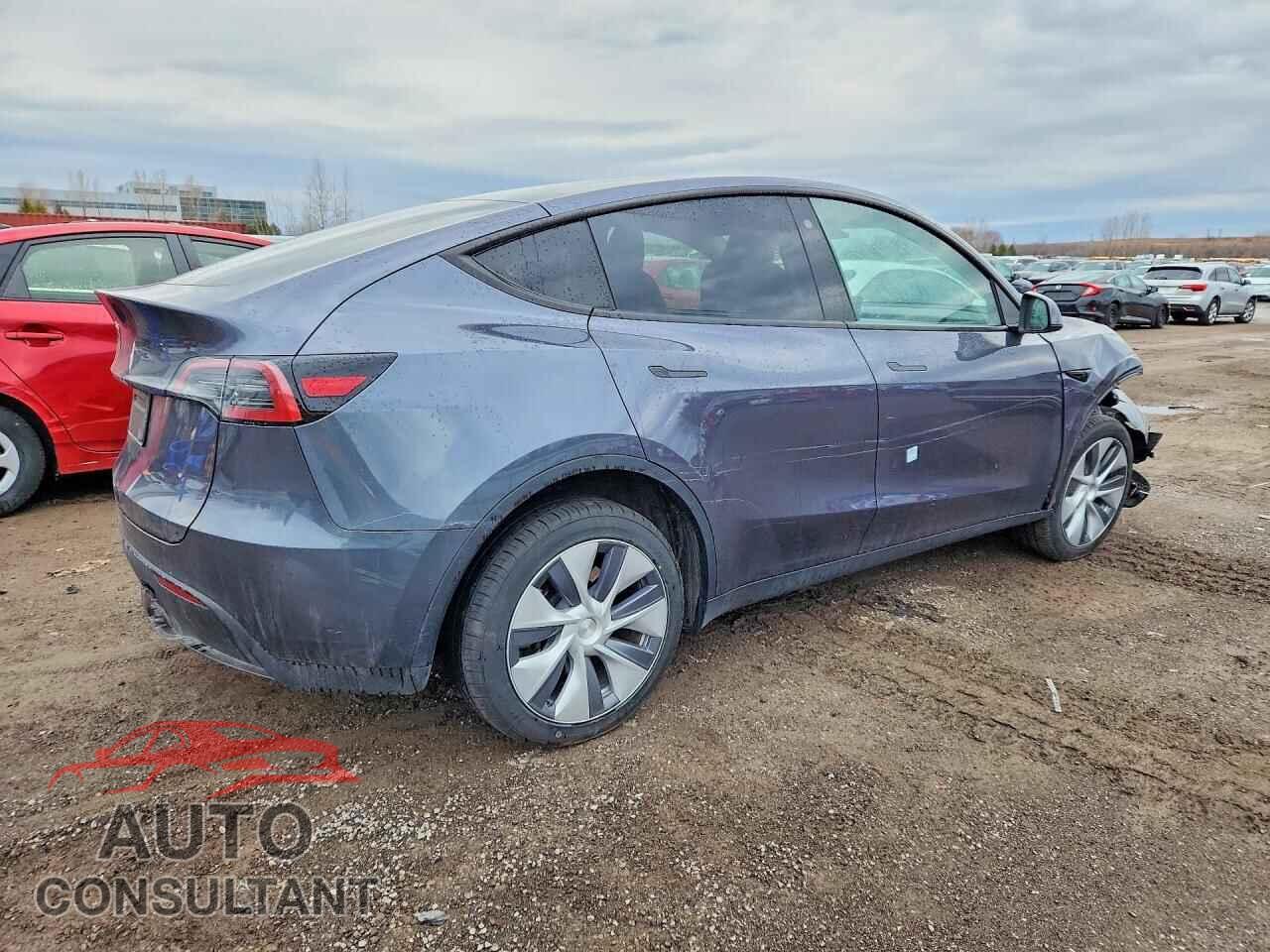 TESLA MODEL Y 2023 - LRWYGDFD0PC222639