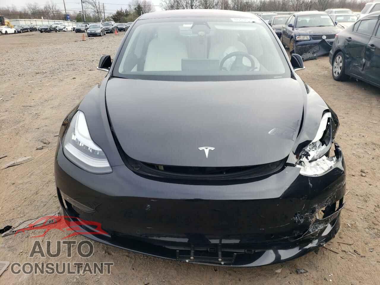 TESLA MODEL 3 2018 - 5YJ3E1EBXJF095927