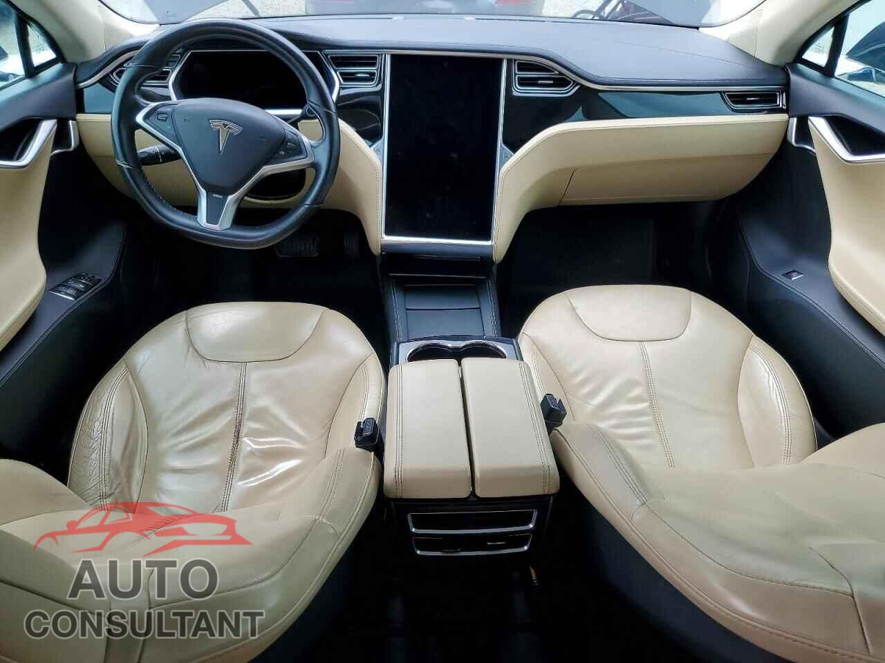 TESLA MODEL S 2013 - 5YJSA1CN6DFP26679
