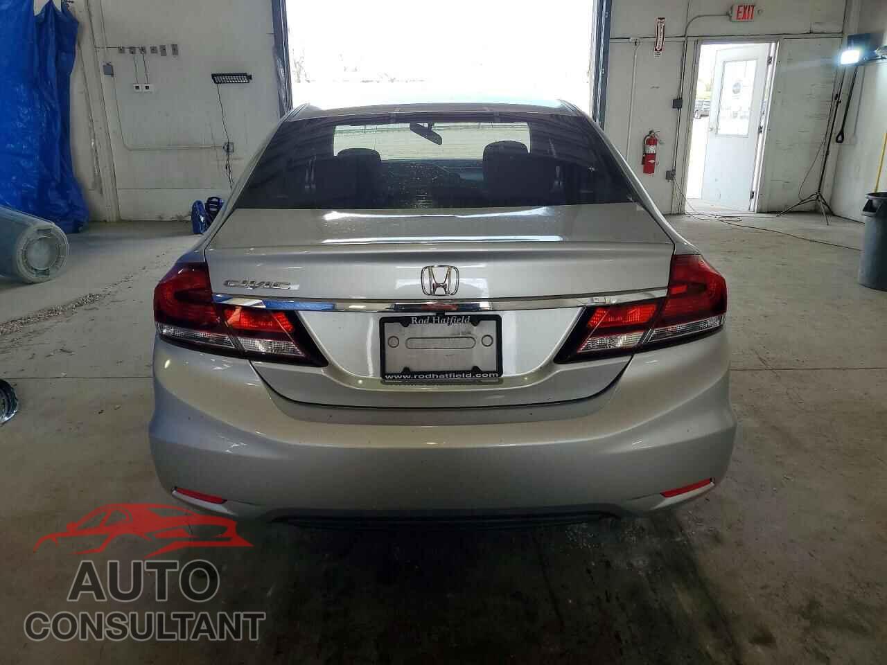 HONDA CIVIC 2015 - 19XFB2F57FE029885