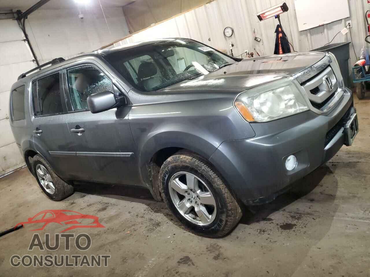 HONDA PILOT 2011 - 5FNYF4H55BB042872