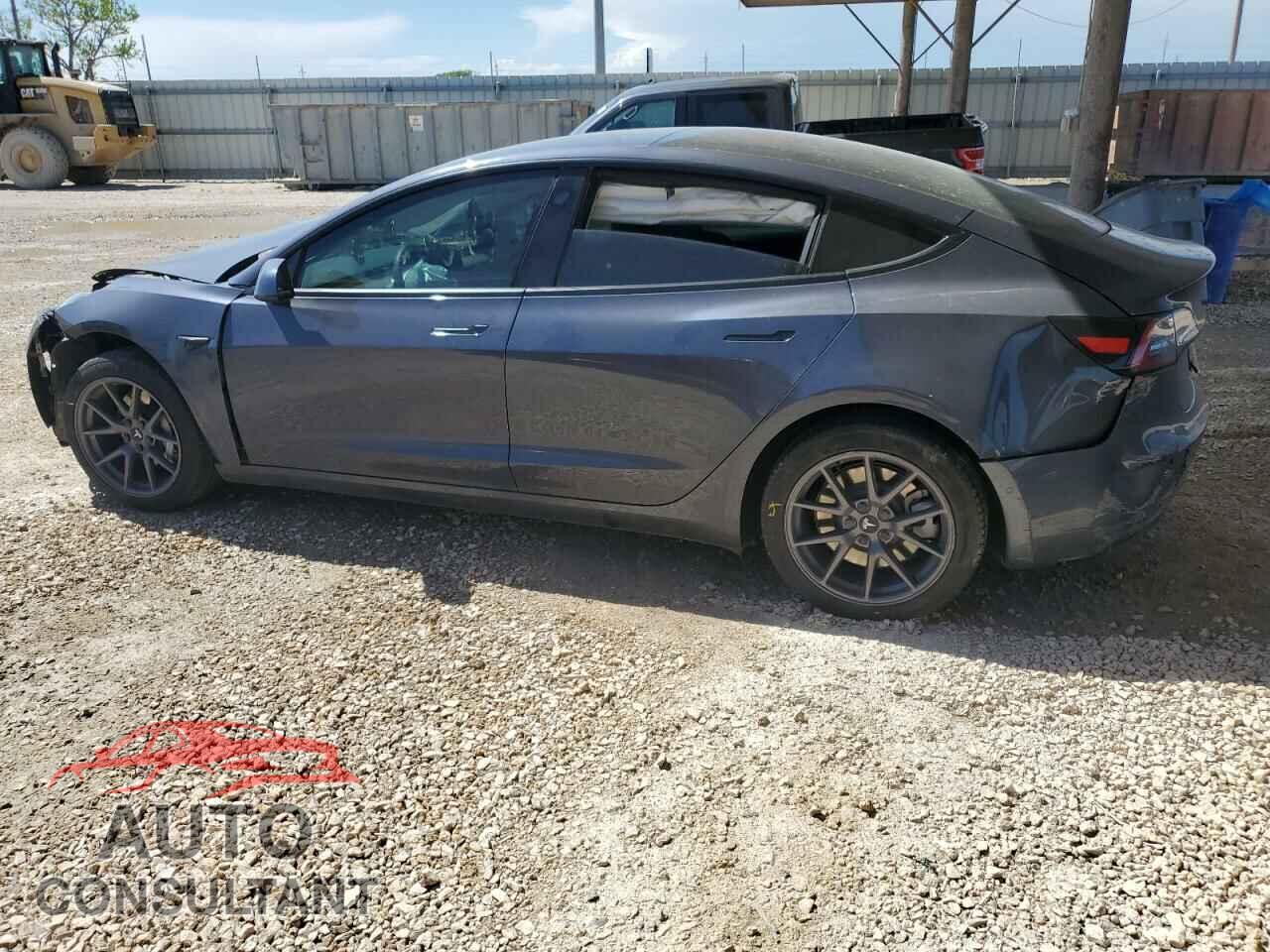 TESLA MODEL 3 2021 - 5YJ3E1EA8MF052764