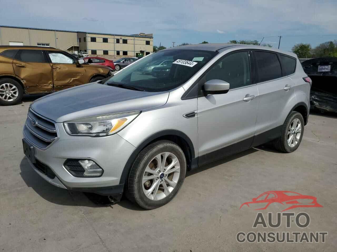 FORD ESCAPE 2017 - 1FMCU0GD4HUD78672