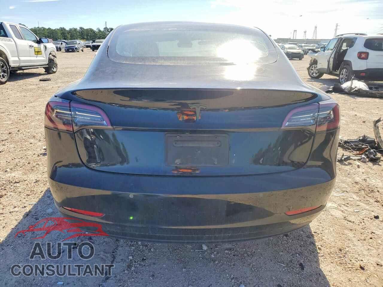 TESLA MODEL 3 2021 - 5YJ3E1EA2MF086036