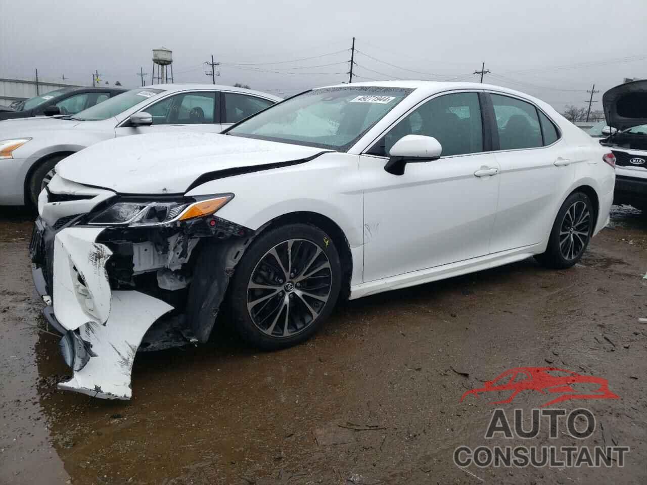 TOYOTA CAMRY 2018 - 4T1B11HK3JU532723
