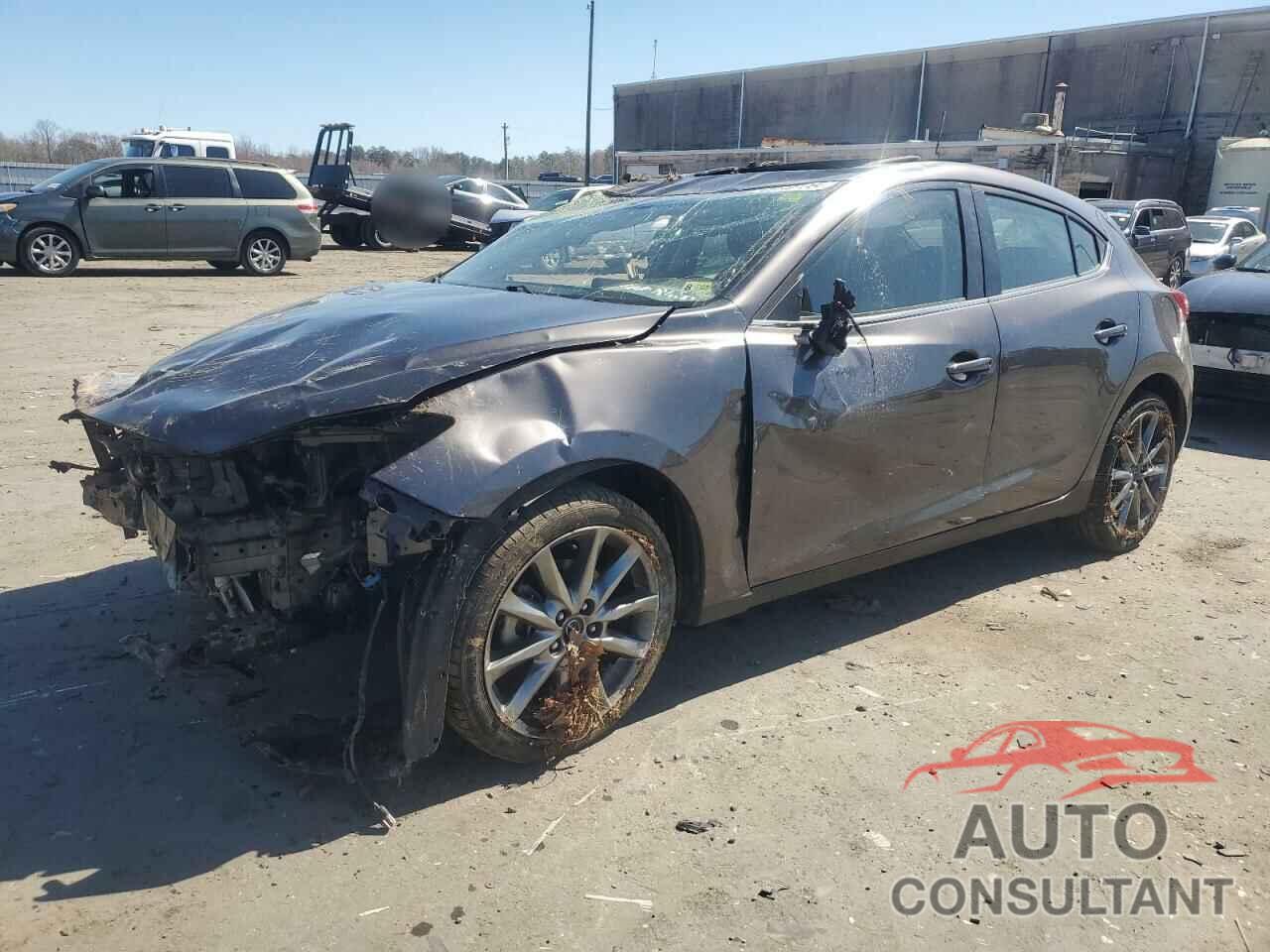 MAZDA 3 2018 - 3MZBN1L35JM261755