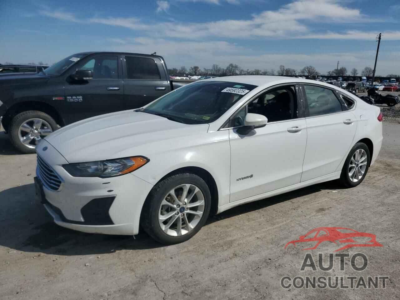 FORD FUSION 2019 - 3FA6P0LU2KR261627